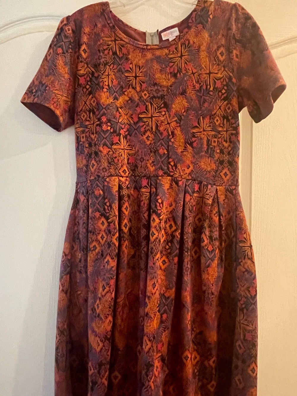 LuLaRoe Amelia Dress Size XL Short Sleeve Pleated Fit Flare Geometric Aztec Pri